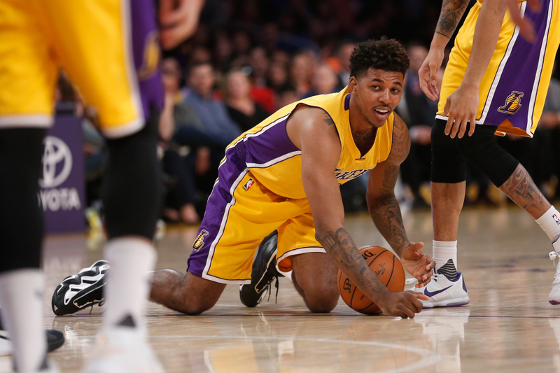 Illustration for article titled Celebrity Fight Referee: D’Angelo Russell and Nick Young Race to the Bottom